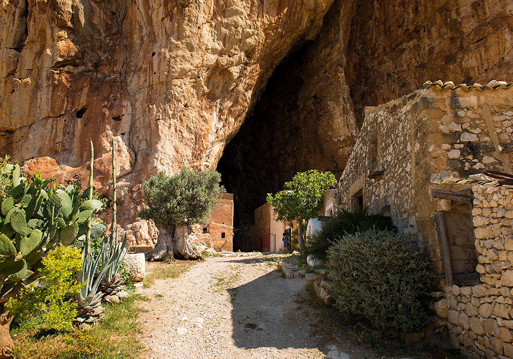 Grotta Mangiapane (Custonaci/Scurati)